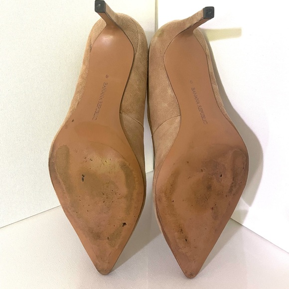 Banana Republic Cream Suede Heels - Picture 6 of 6